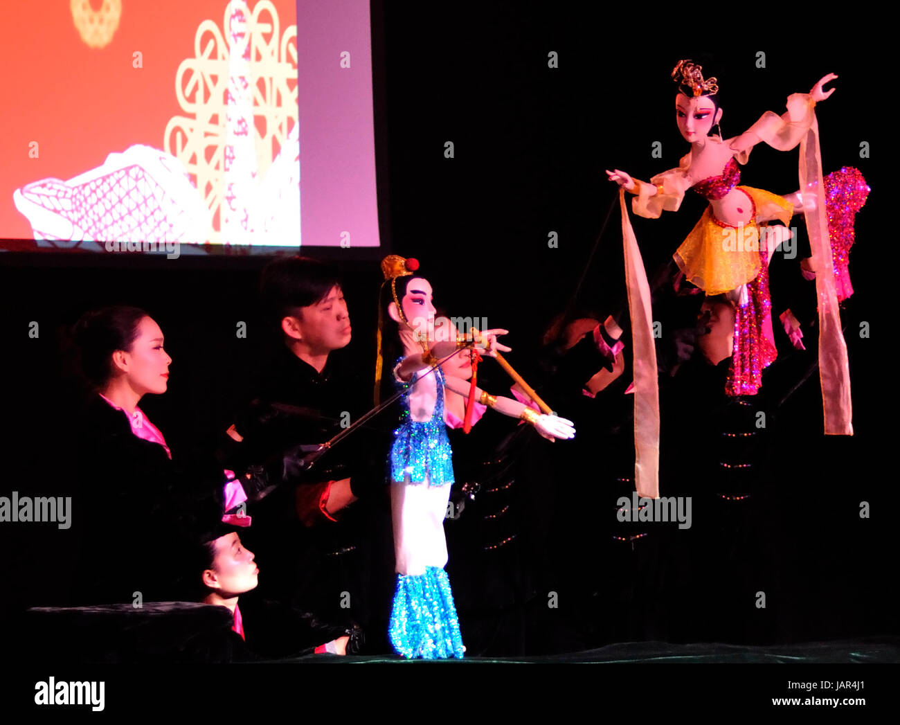 Guangzhou Chinese Puppet Show Stock Photo - Alamy