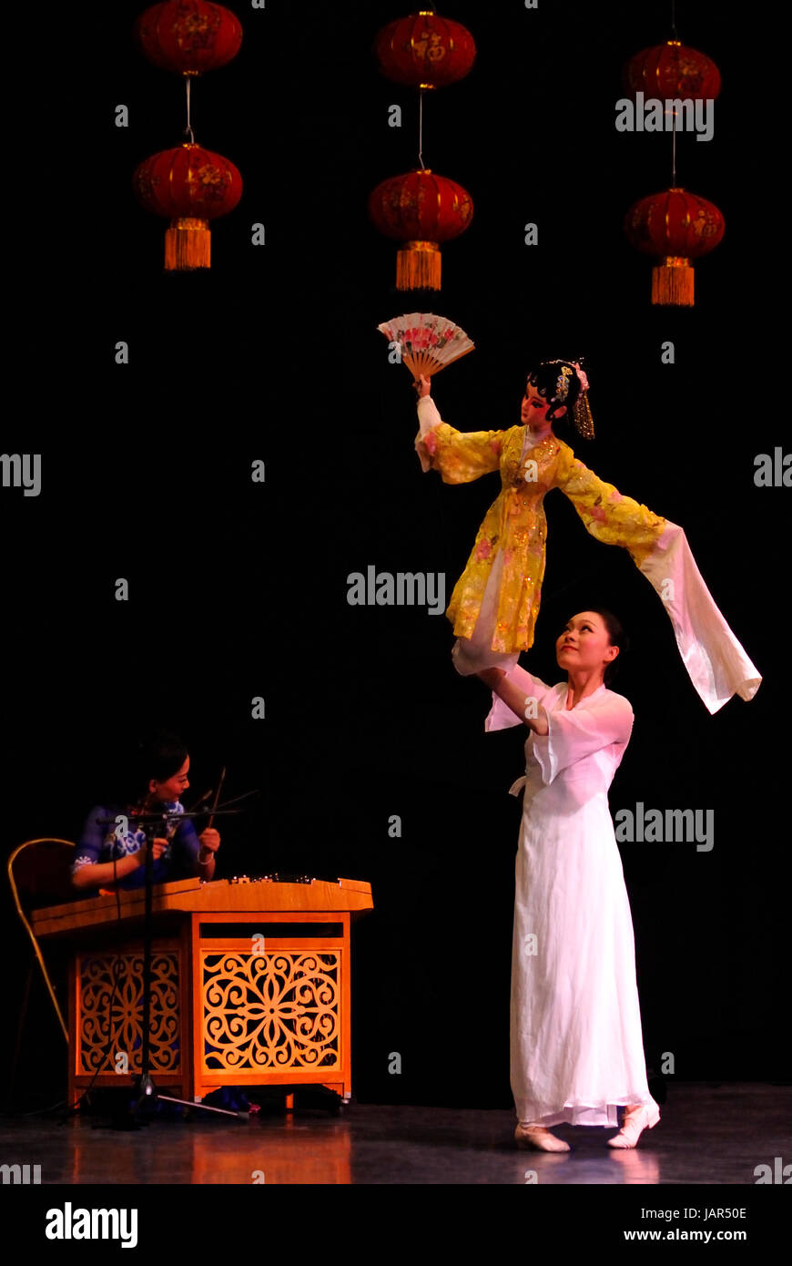 Guangzhou Chinese Puppet Show Stock Photo - Alamy