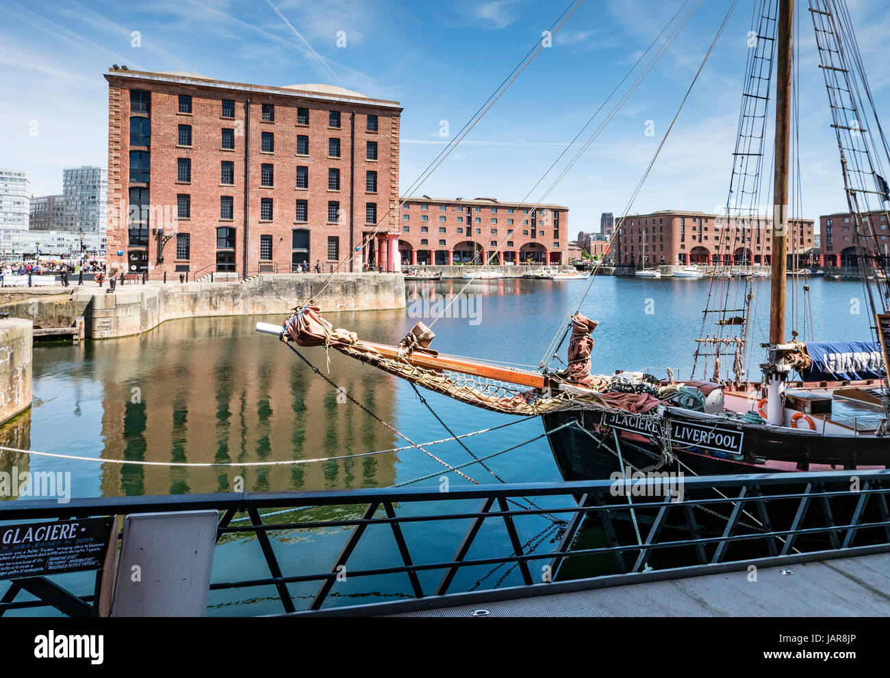 The Albert Dock complex of dock buildings and warehouses was opened in 1846, in Liverpool, England. Designed by Jesse Hartley and Philip Hardwick usin Stock Photo