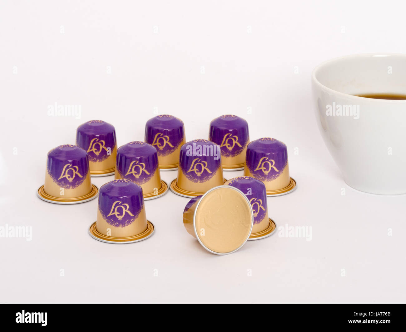 Leegte stel voor Voorspellen new L'Or Espresso coffee capsules by Douwe Egberts. The coffee pods are  made of aluminium making them recyclable and reducing waste Stock Photo -  Alamy