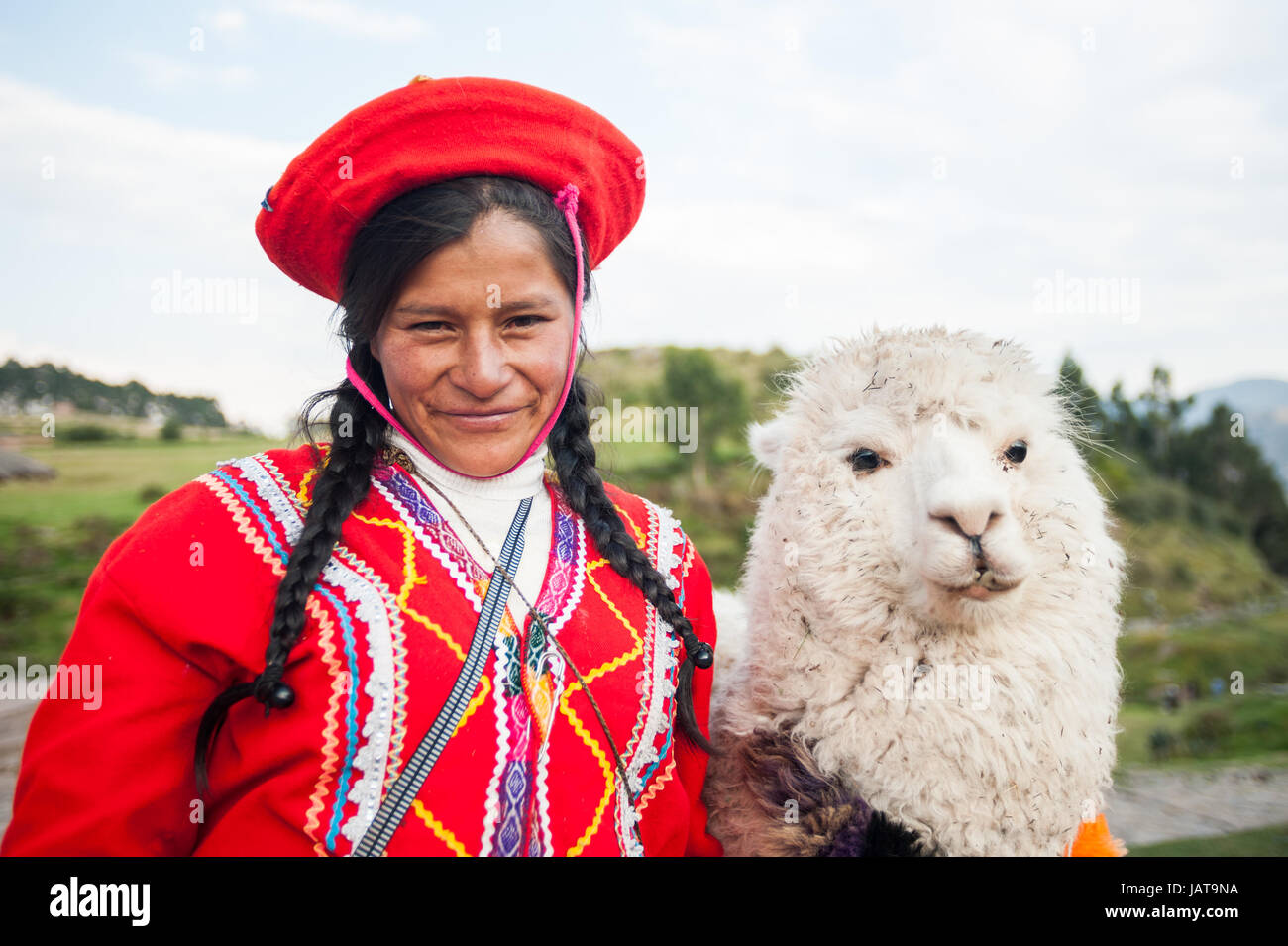 Cusco peru llama hi-res stock photography and images - Alamy