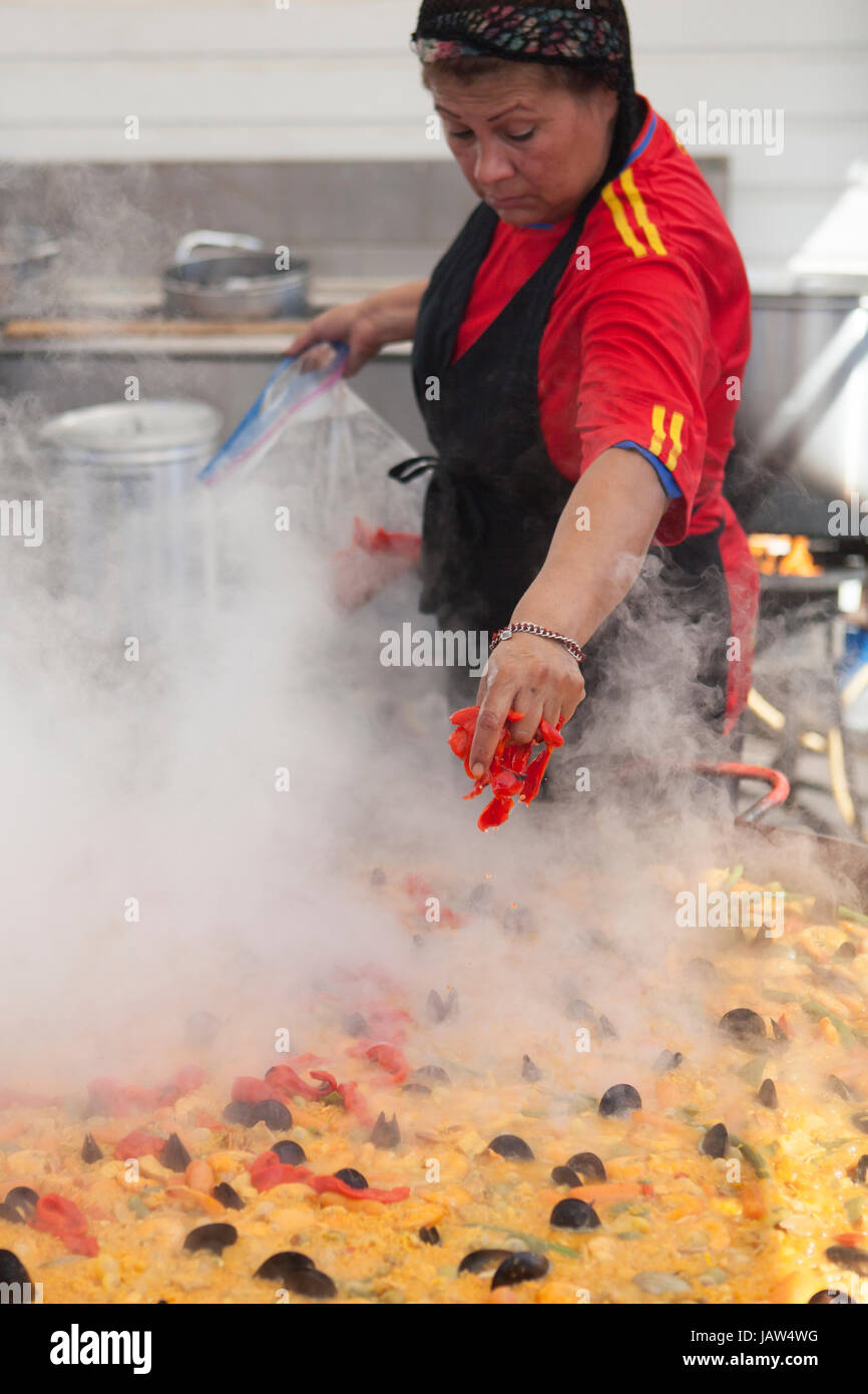 seafood paella, Santa Barbara Harbor and Seafood Festival, Santa