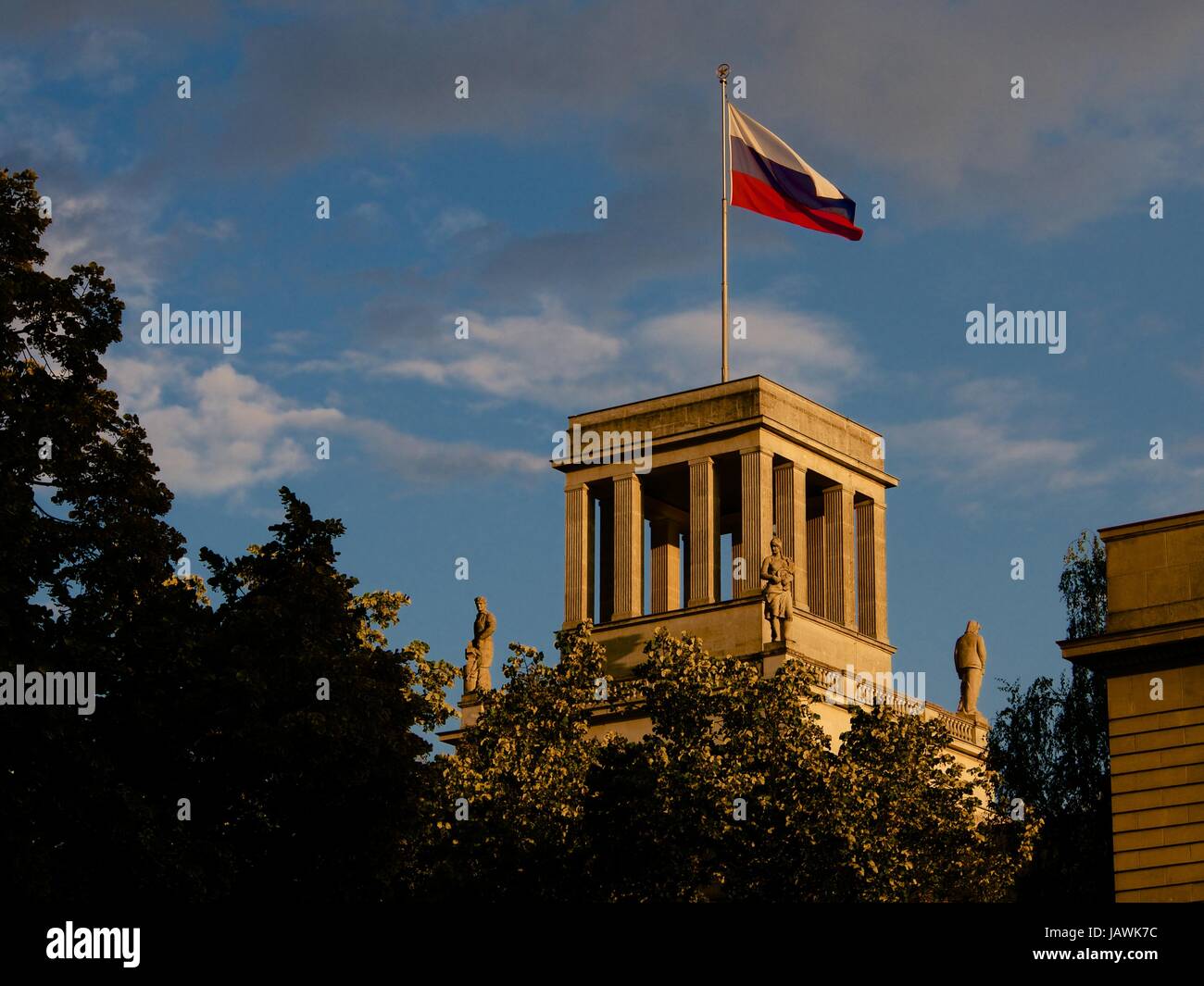 Russische botschaft berlin hires stock photography and images Alamy