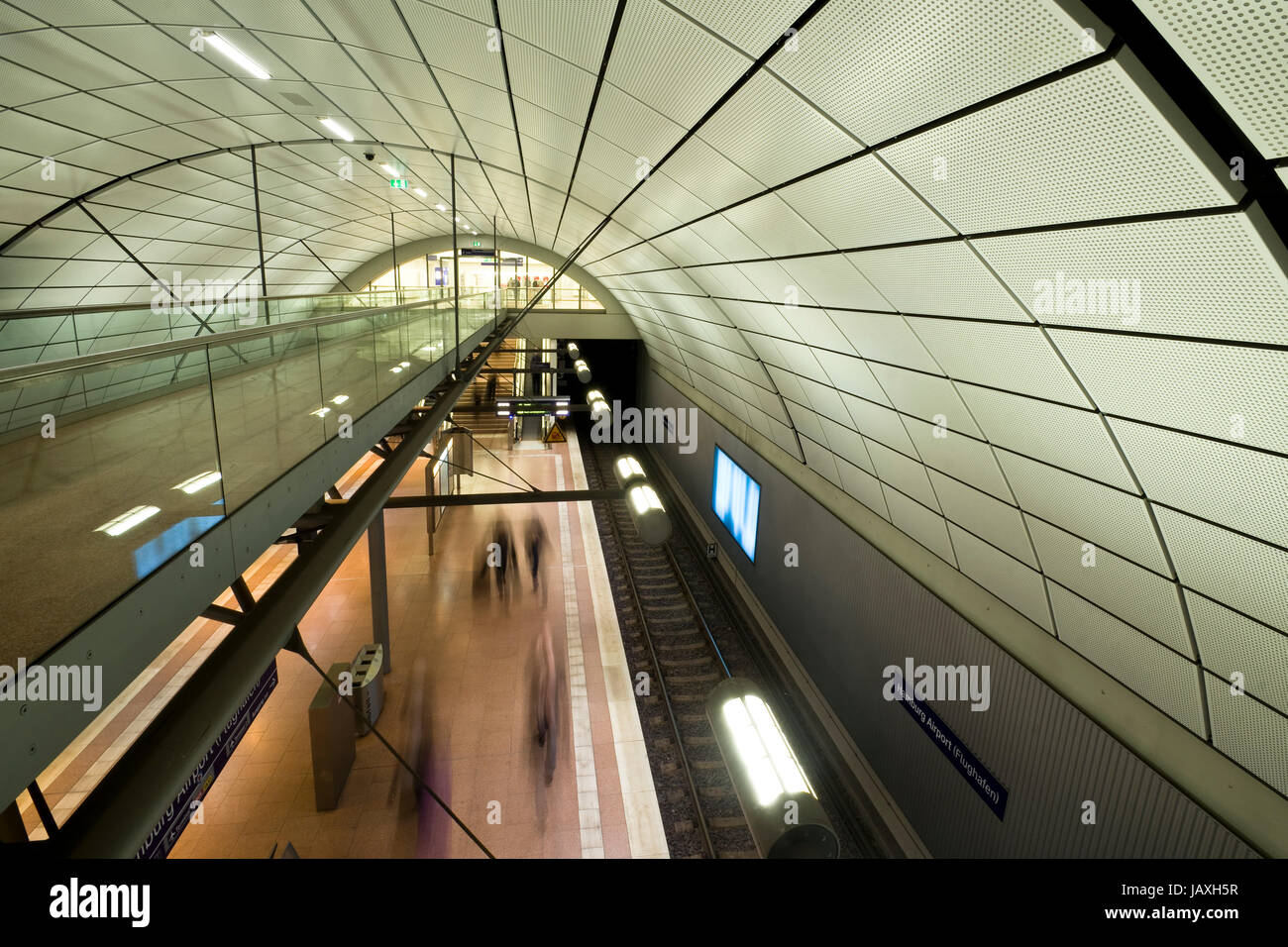 underground train station Stock Photo - Alamy