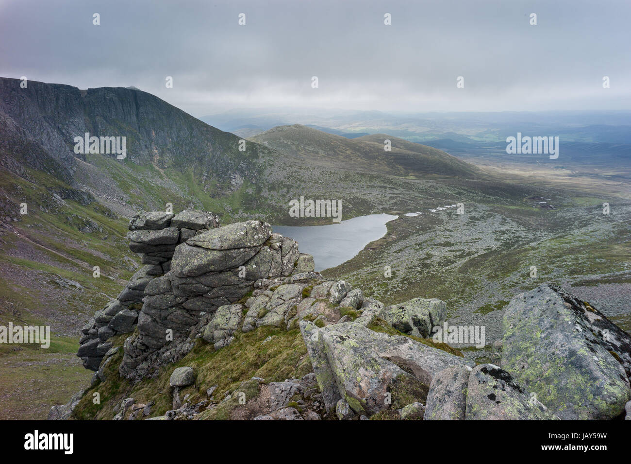 Lochnagar hi-res stock photography and images - Alamy