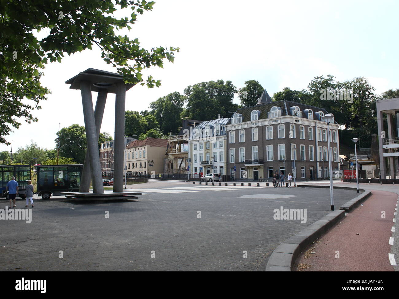 Waalkade (Waal quay) along Waal river, centre of Nijmegen, Gelderland, Netherlands. Valkhof park in background. Stock Photo