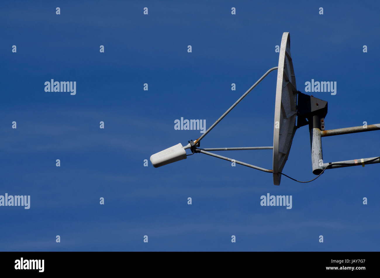 Satellite phone hi hi-res stock photography and images - Alamy