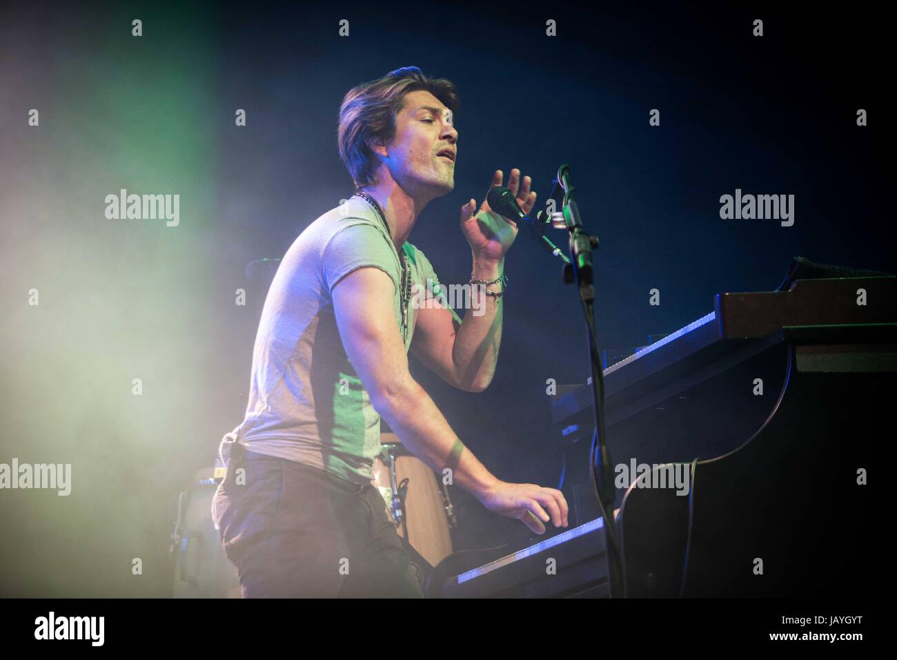 To celebrate their 25th anniversary, Hanson's award-winning pop rock ...