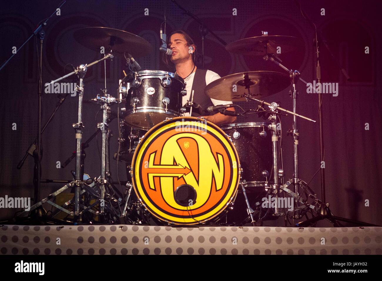 To celebrate their 25th anniversary, Hanson's award-winning pop rock ...