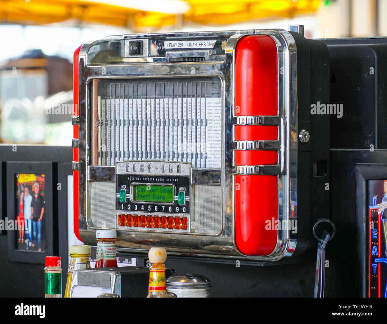 Diner jukebox hires stock photography and images Alamy