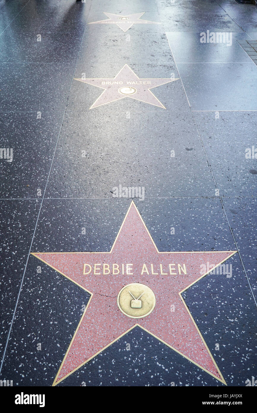 The Hollywood Walk of Fame - Hollywood Blvd in Los Angeles - LOS ...