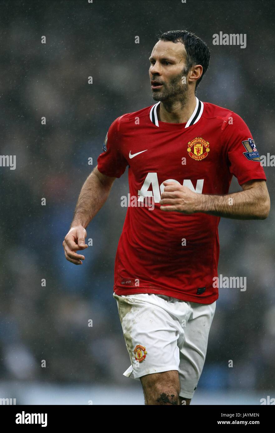 RYAN GIGGS MANCHESTER UNITED FC MANCHESTER UNITED FC ETIHAD STADIUM ...