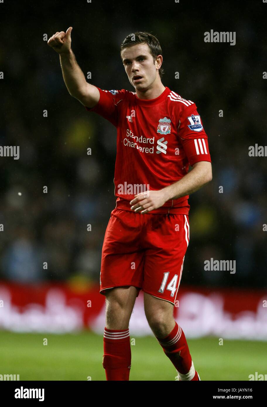 JORDAN HENDERSON LIVERPOOL FC LIVERPOOL FC ETIHAD STADIUM MANCHESTER ENGLAND 11 January 2012 Stock Photo Alamy