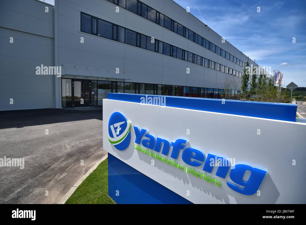 Discover more than 107 yanfeng automotive interiors fountain inn super