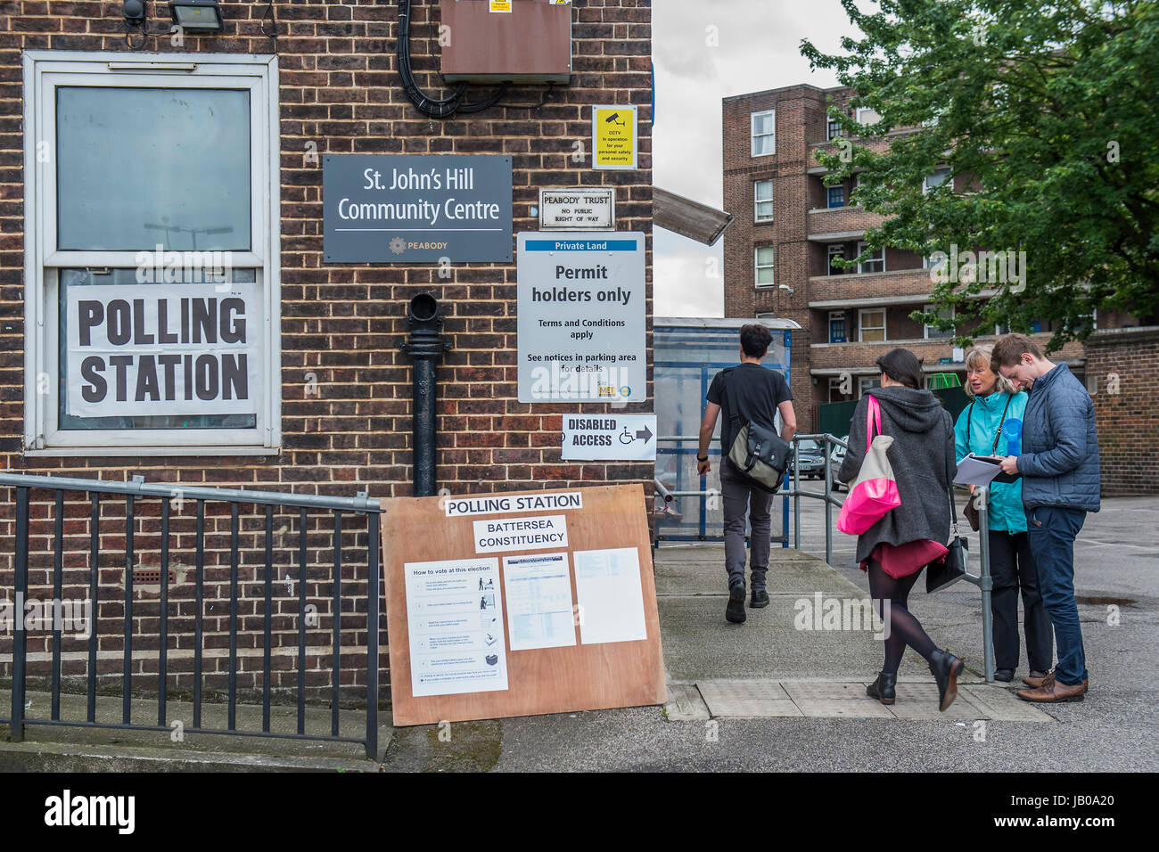 Wandsworth social housing hires stock photography and images Alamy