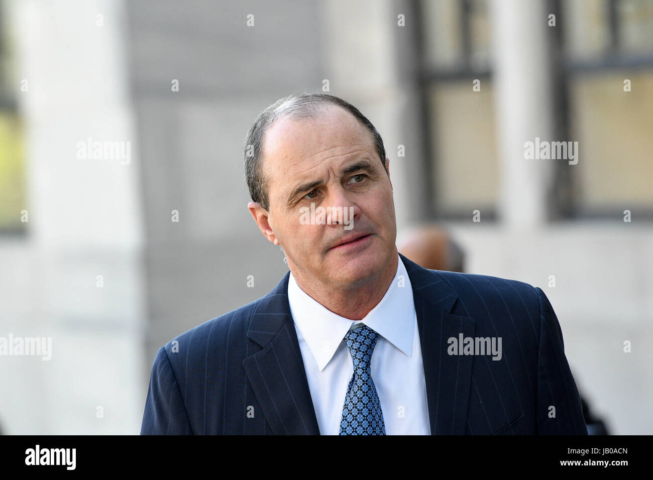Norristown, Pennsylvania, USA. 8th June, 2017. Bill Cosby's lawyer, BRIAN MCMONAGLE, walks up to the court house in Montgomery County Pa Credit: Ricky Fitchett/ZUMA Wire/Alamy Live News Stock Photo