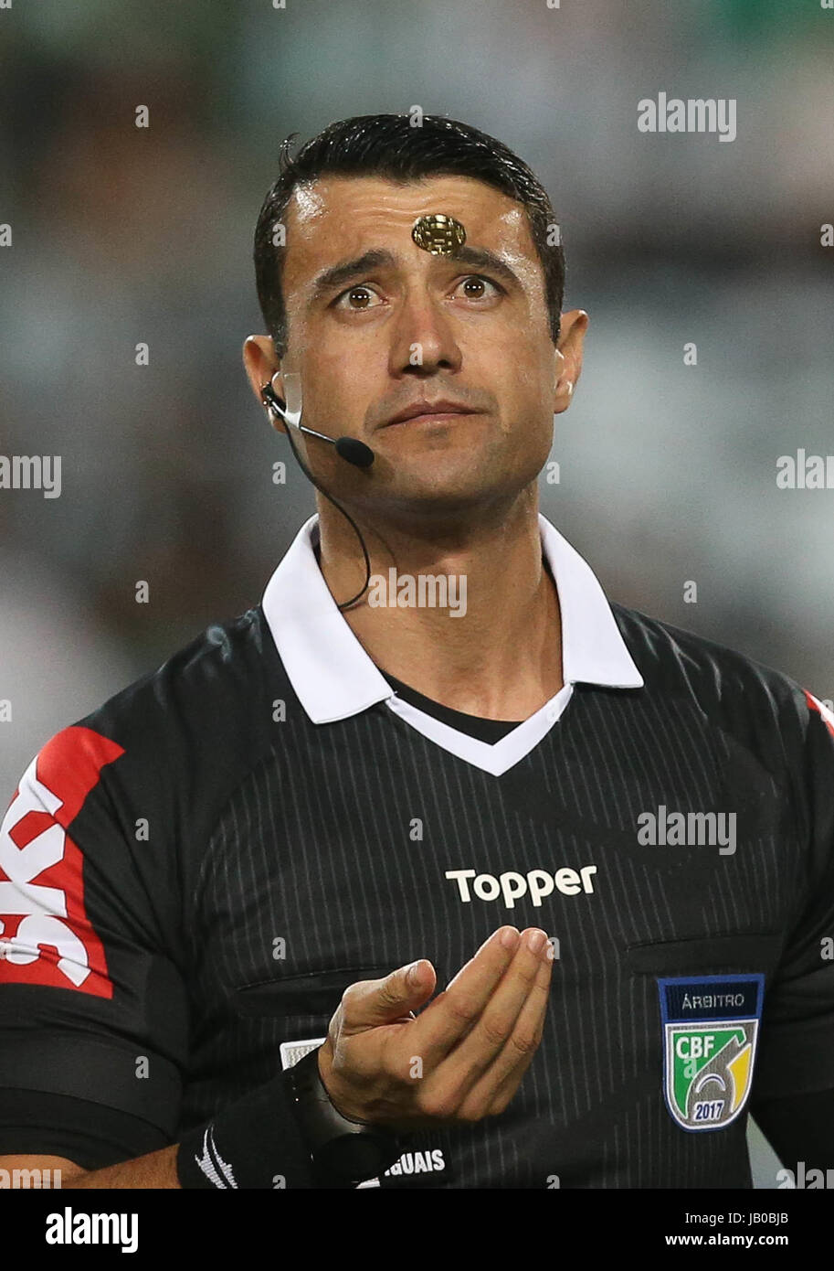 Curitiba, Brazil. 07th June, 2017. The referee Braulio da Silva Machado, of the game between the Curitiba, Brazil. 07th June, 2017. The referee Braulio da Silva Machado, of the game between the