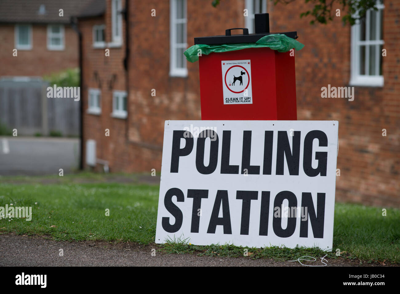 Dog Waste Bag Bin Stock Photos & Dog Waste Bag Bin Stock 