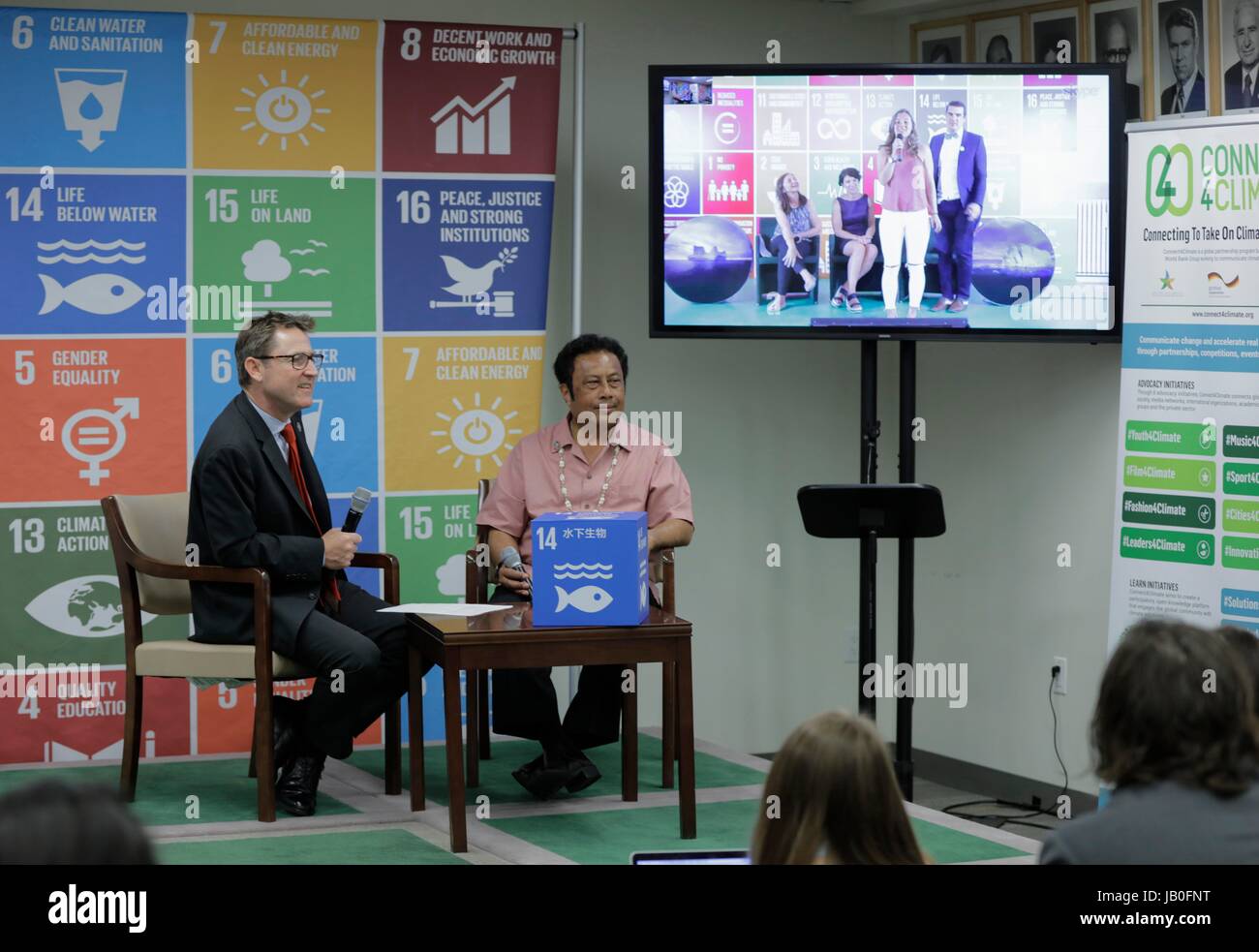 Thomas remengesau jr hires stock photography and images Alamy