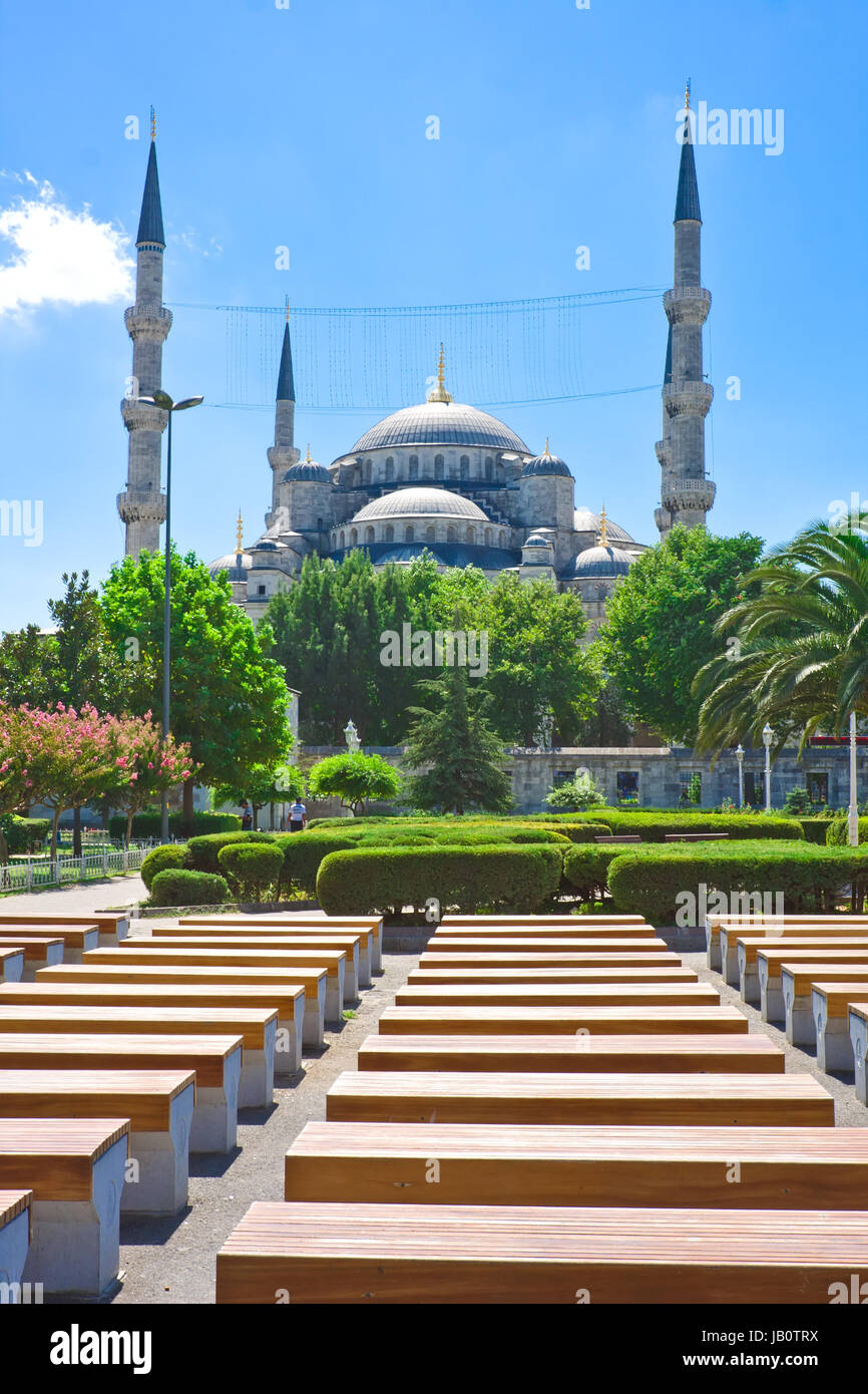 Sultan Ahmed Blue Mosque in Istanbul, Turkey Stock Photo - Alamy