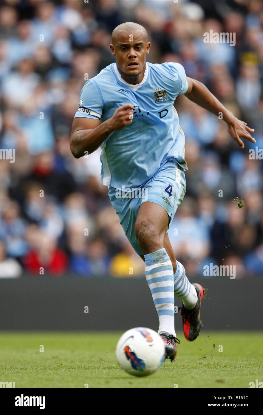Maillot Manchester City Domicile 08/09 Kompany N°33 - Taille S, Neuf Avec étiquette