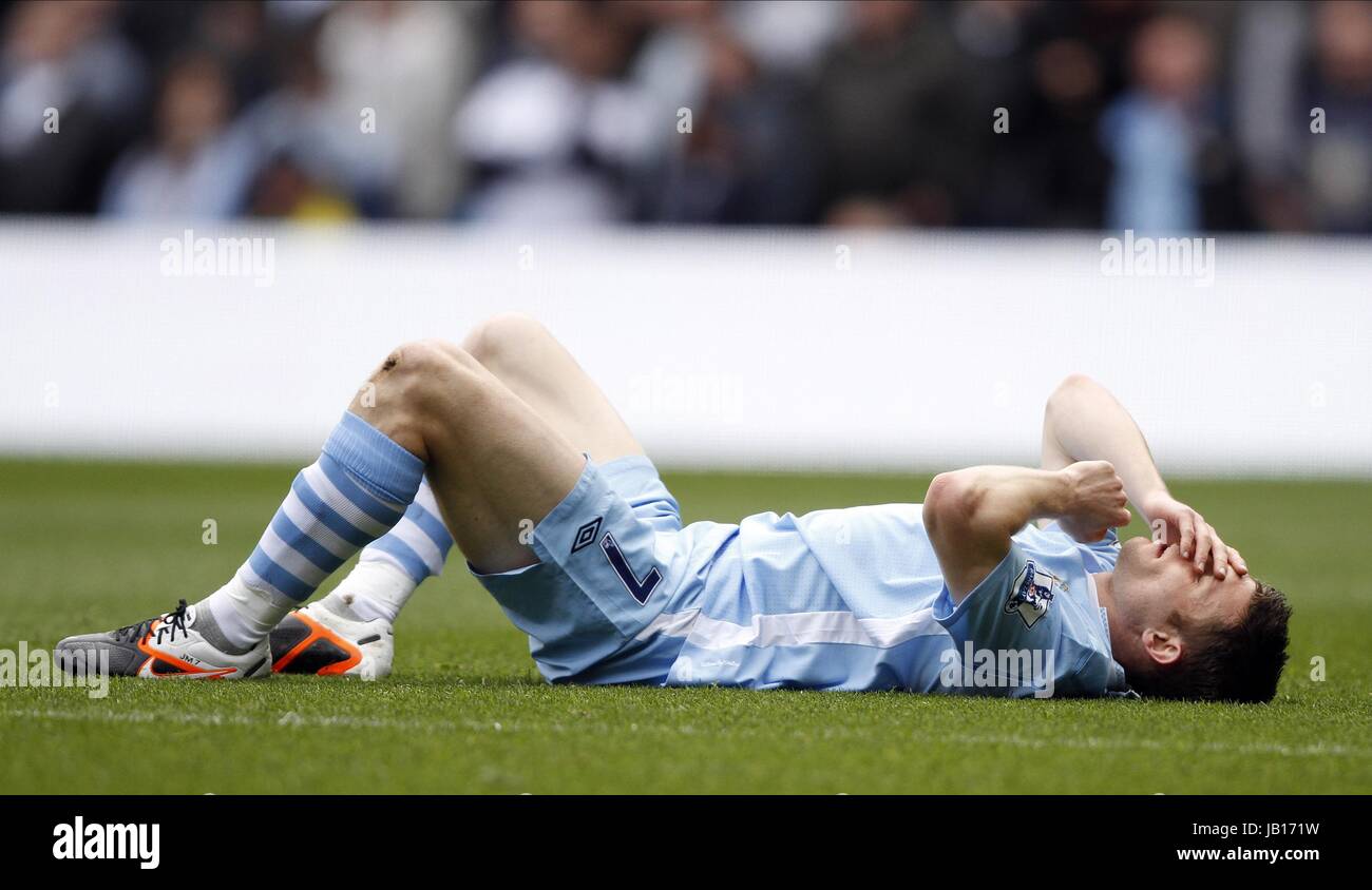JAMES MILNER MANCHESTER CITY FC ETIHAD STADIUM MANCHESTER ENGLAND 31 ...