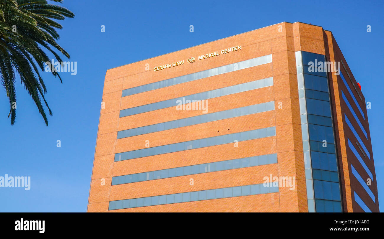 Cedars Sinai Medical Center at La Cienega Blvd LOS ANGELES CALIFORNIA Stock Photo Alamy