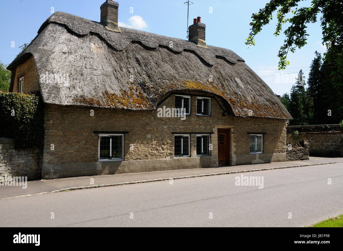 Westbury Cottage,  High Street, Sharnbrook, Bedfordshire Stock Photo