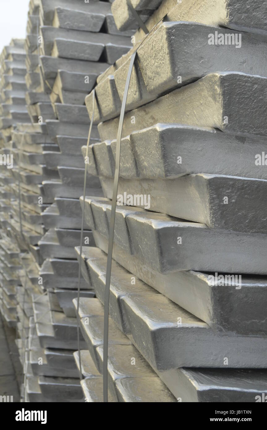 Aluminium ingot hires stock photography and images Alamy