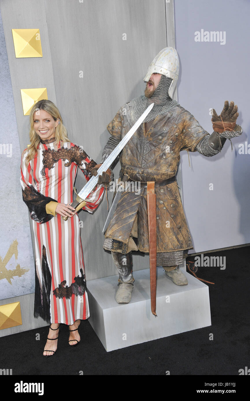 Premiere King Arthur Legend of the Sword Featuring: Annabelle Wallis