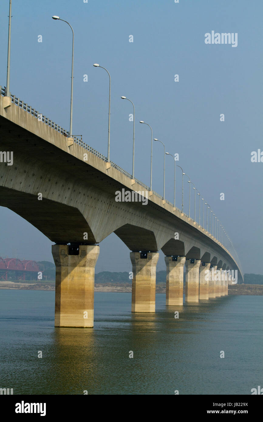 Sariqlar bilan jinsiy aloqa qilish shahvoniydir