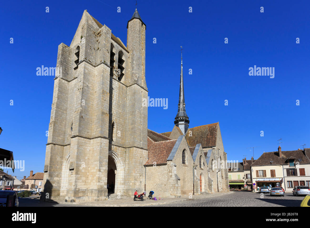 France, Seine-et-Marne (77) , Égreville, l'église Saint-Martin // France, Seine et Marne, Egreville, Saint Martin church Stock Photo