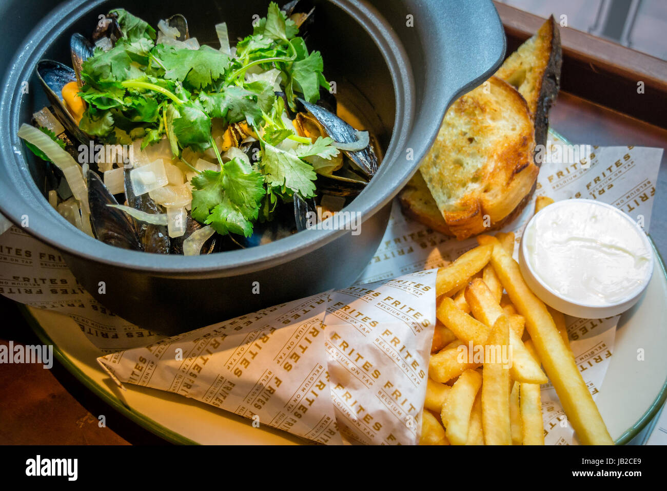 Hoegaarden Mussel pot chopped coriander, fennel, lemon zest and