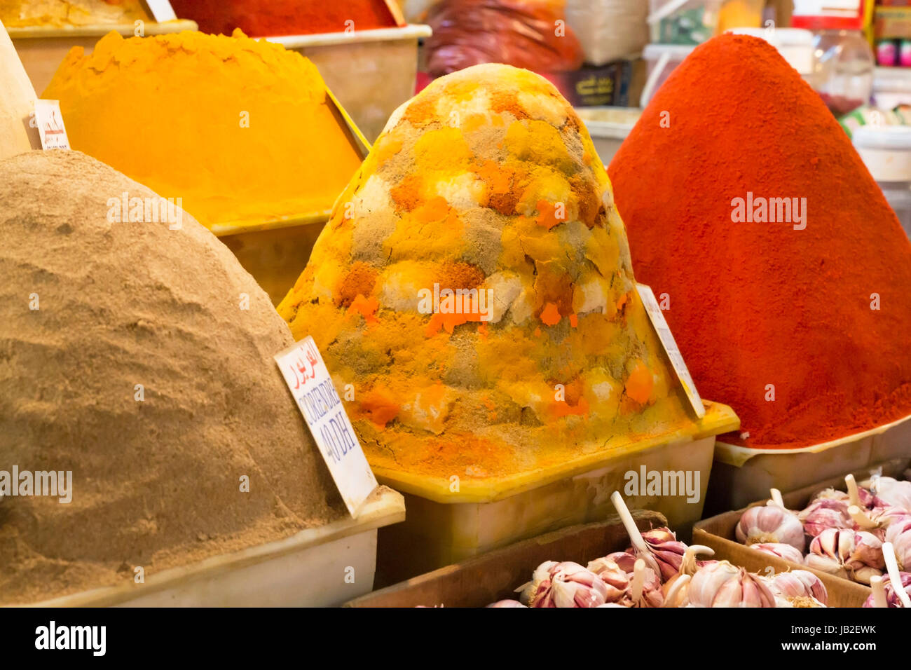 Gewürze an einem Marktstand in Marokko Stock Photo
