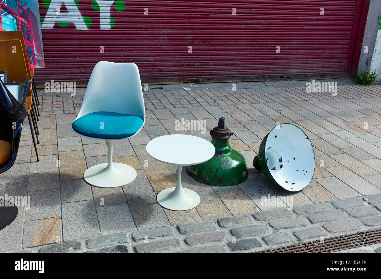 Trendy 60s furniture on pavement in Humber Street, Hull Stock Photo Alamy