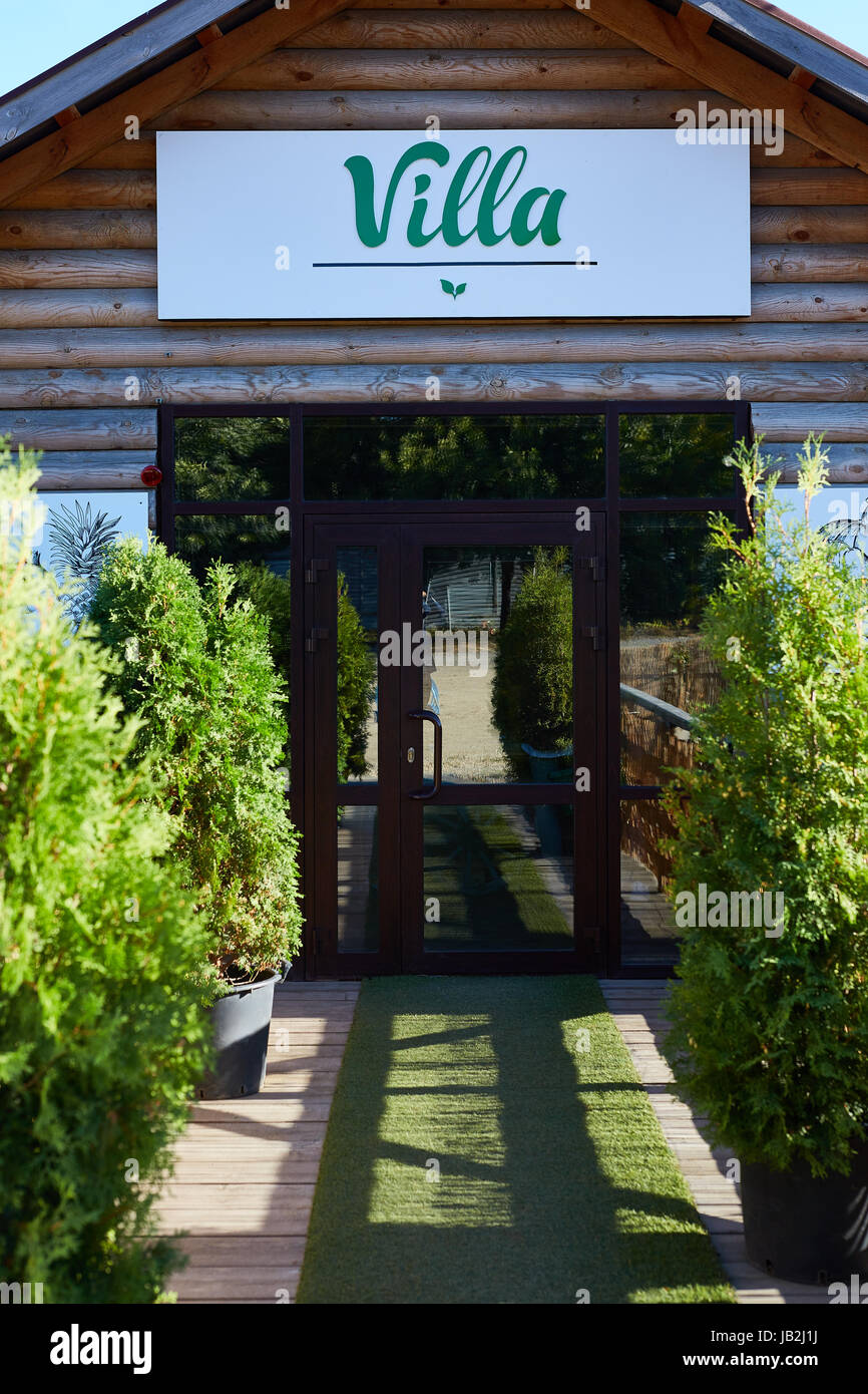 Local Store F R Food Sunny food store hi-res stock photography and images - Alamy