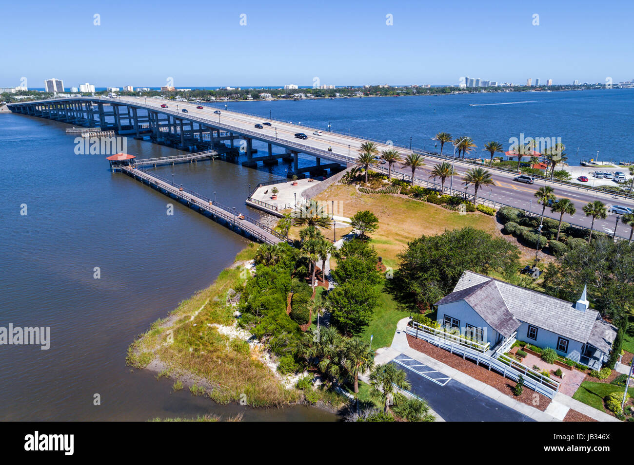 Florida Ormond Beach,Halifax River water,Bailey River waterbridge Gardens,aerial overhead view from above,West Granada Boulevard Bridge,visitors trave Stock Photo
