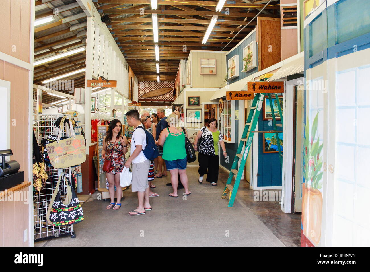 Tropical Farms Macadamia Nut Outlet Stock Photo Alamy