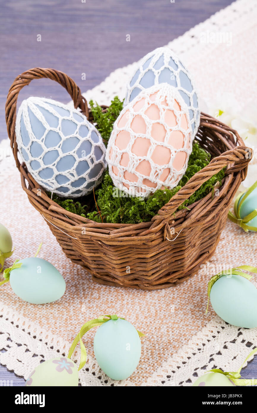helle zarte dekorierte eier zu ostern festlich mit blume objekt details frühling Stock Photo
