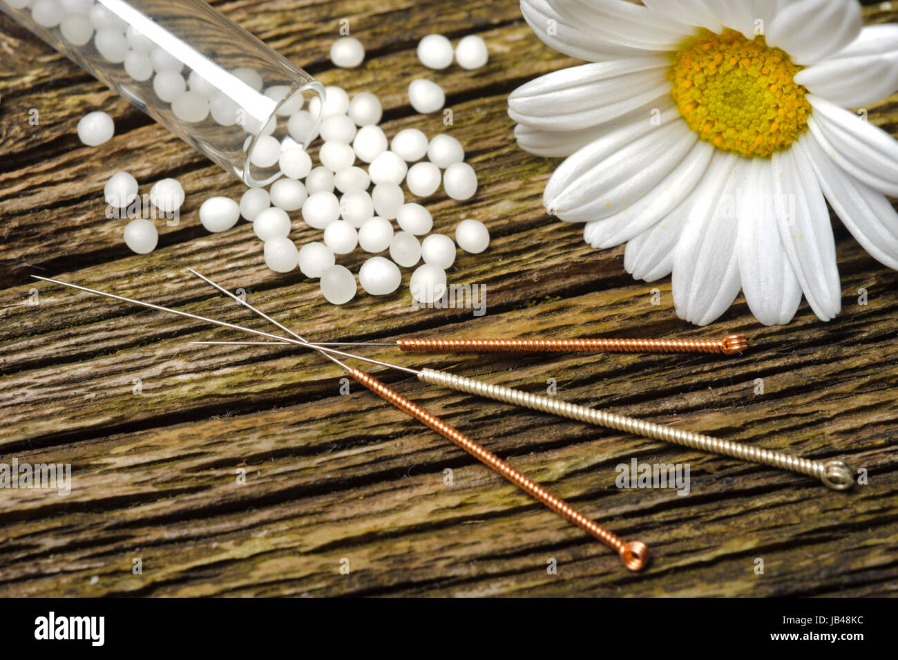 Alternative Medizin und Homöopathie mit Globuli und Akupunktur Stock Photo