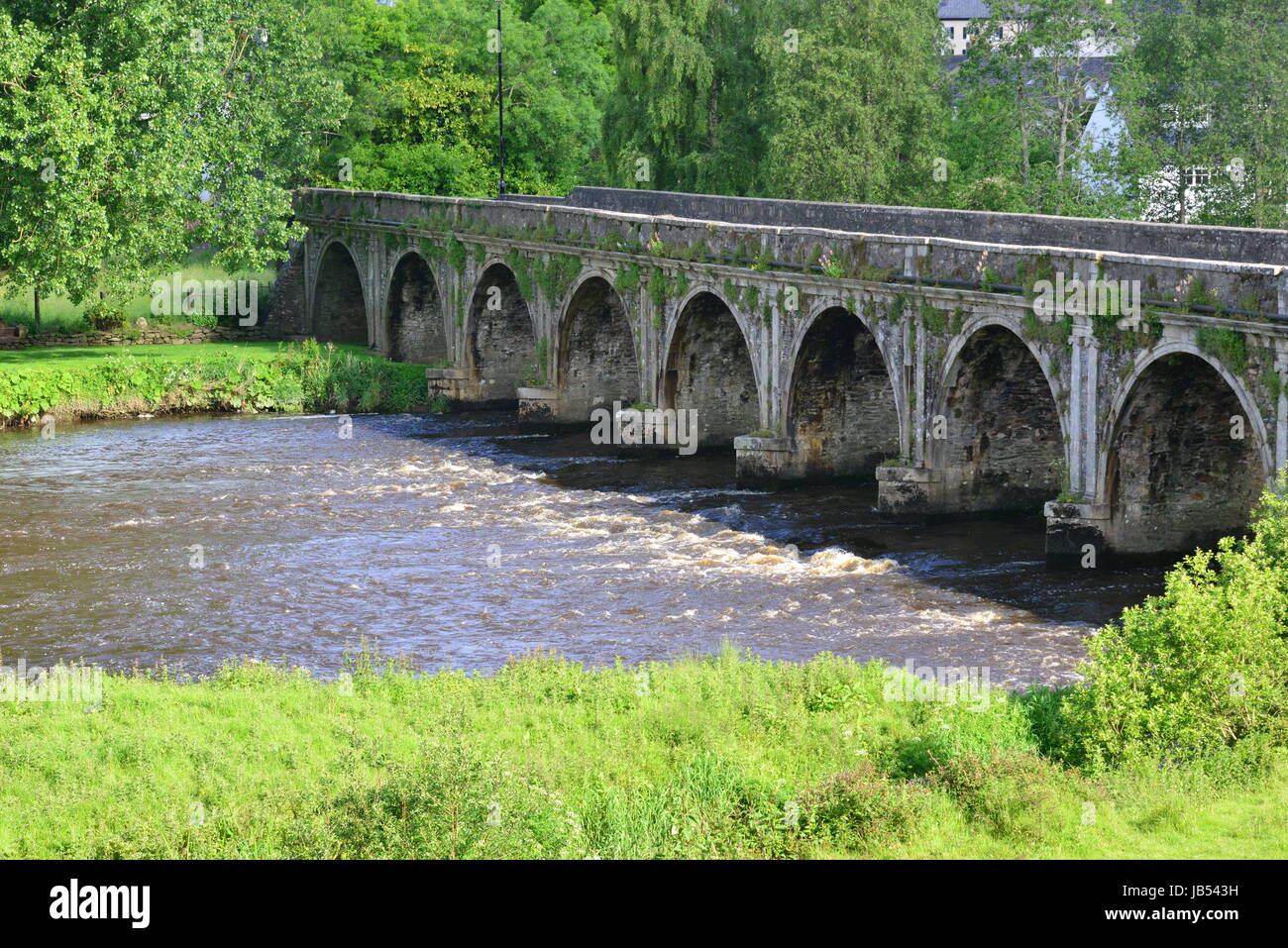 The bridge at the village of Inistioge in Summertime Stock Photo
