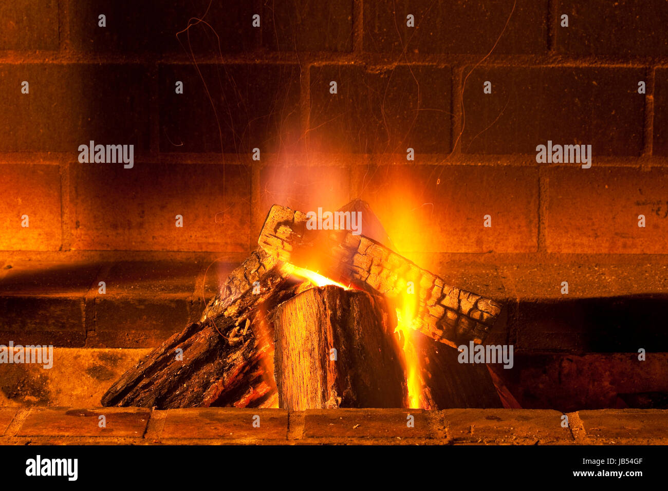Brick fireplace large pieces hi-res stock photography and images - Alamy