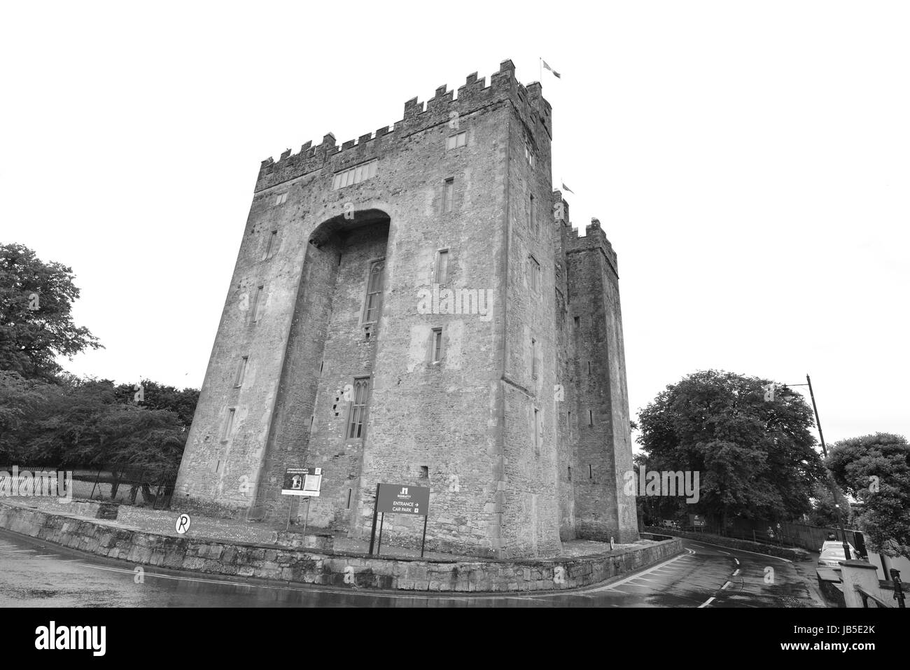 Bunratty castle in Ireland Stock Photo