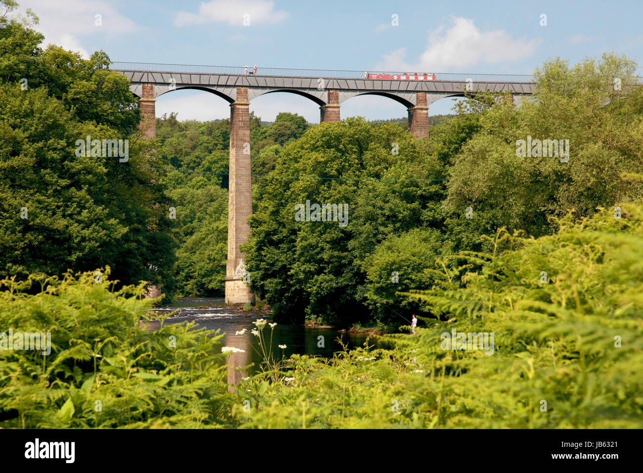Pontcysyllte Aqueduct which carries the Llangollen Canal over the river Dee in north Wales seen from Trevor Stock Photo