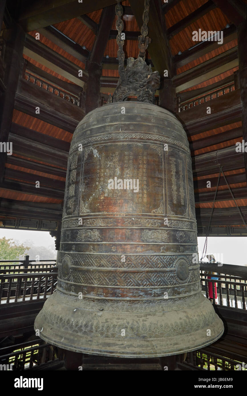 Giant bell at Bai Dinh Buddist Temple Complex, near Ninh Binh, Vietnam ...