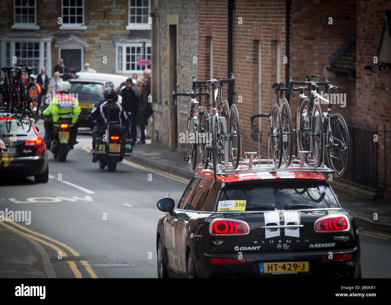 Shipston on Stour, UK. 9th Jun, 2017. 2017 OVO Women's Cycle Tour Stage