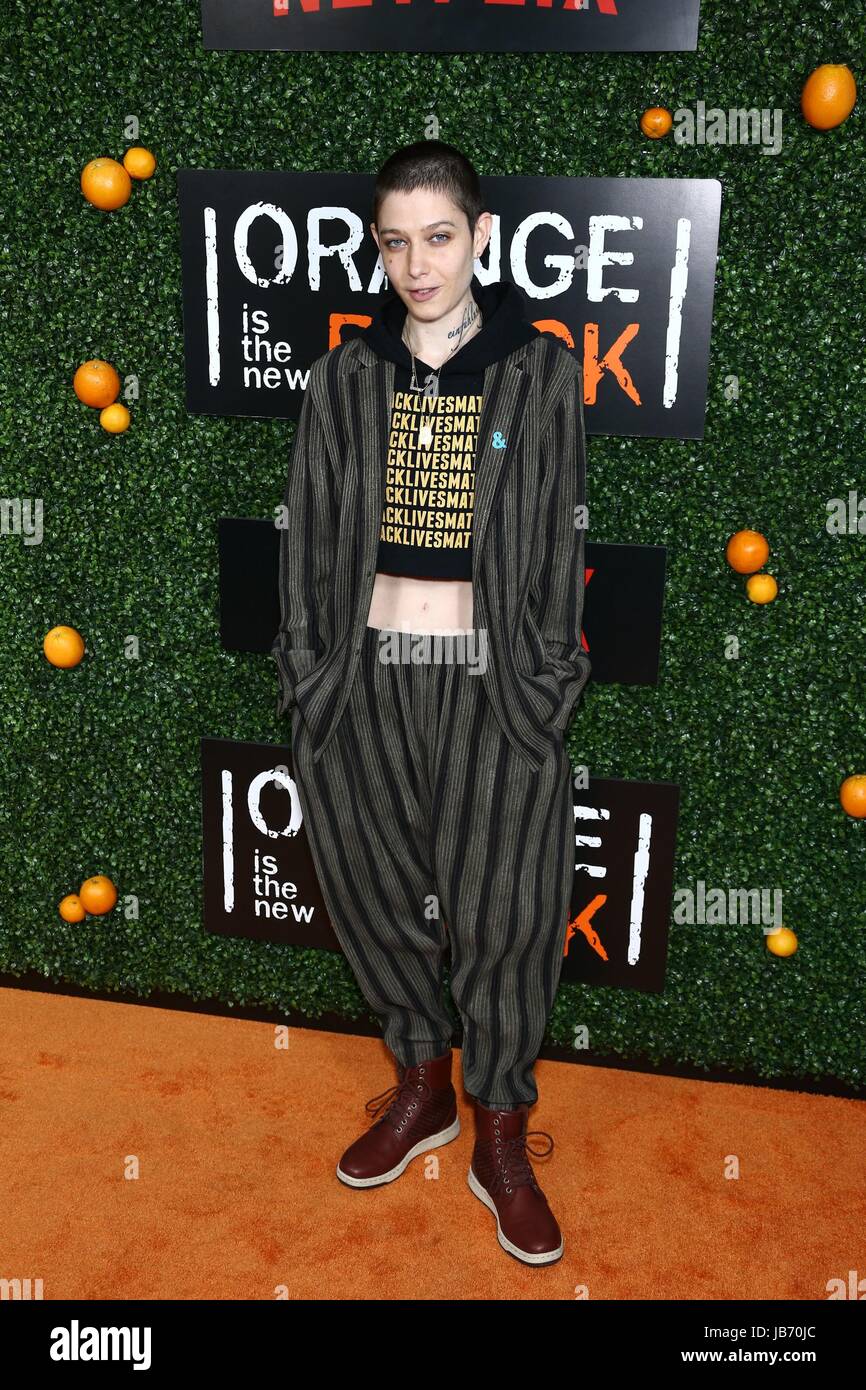 New York, NY, USA. 9th June, 2017. Asia Kate Dillon at arrivals for ORANGE IS THE NEW BLACK Season Five Premiere, Catch, New York, NY June 9, 2017. Credit: John Nacion/Everett Collection/Alamy Live News Stock Photo