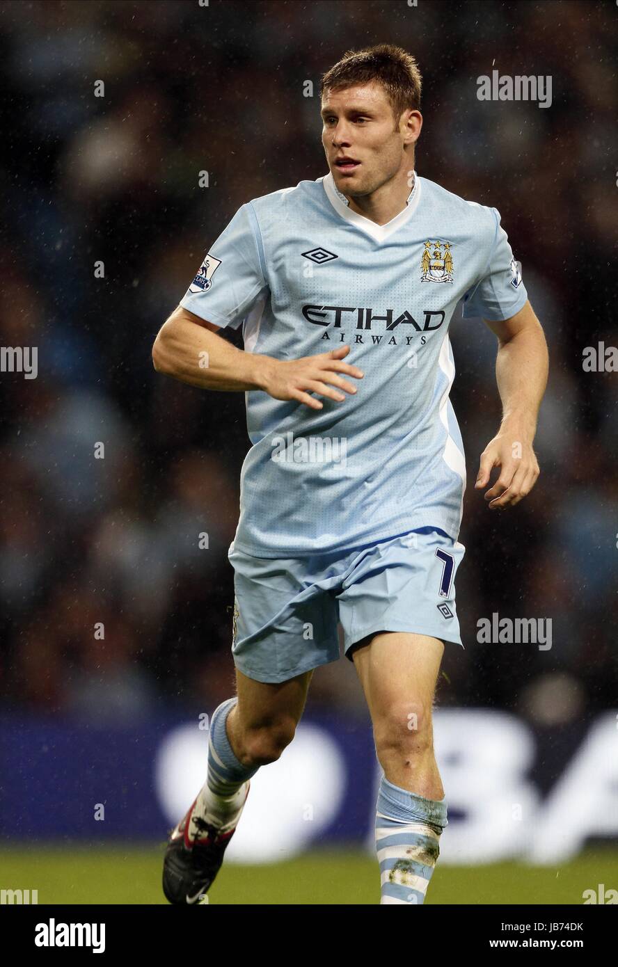 JAMES MILNER MANCHESTER CITY FC MANCHESTER CITY FC ETHIAD STADIUM ...