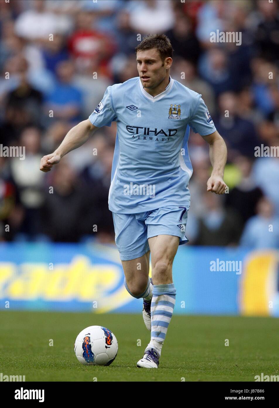 JAMES MILNER MANCHESTER CITY FC MANCHESTER CITY FC ETHIAD STADIUM ...