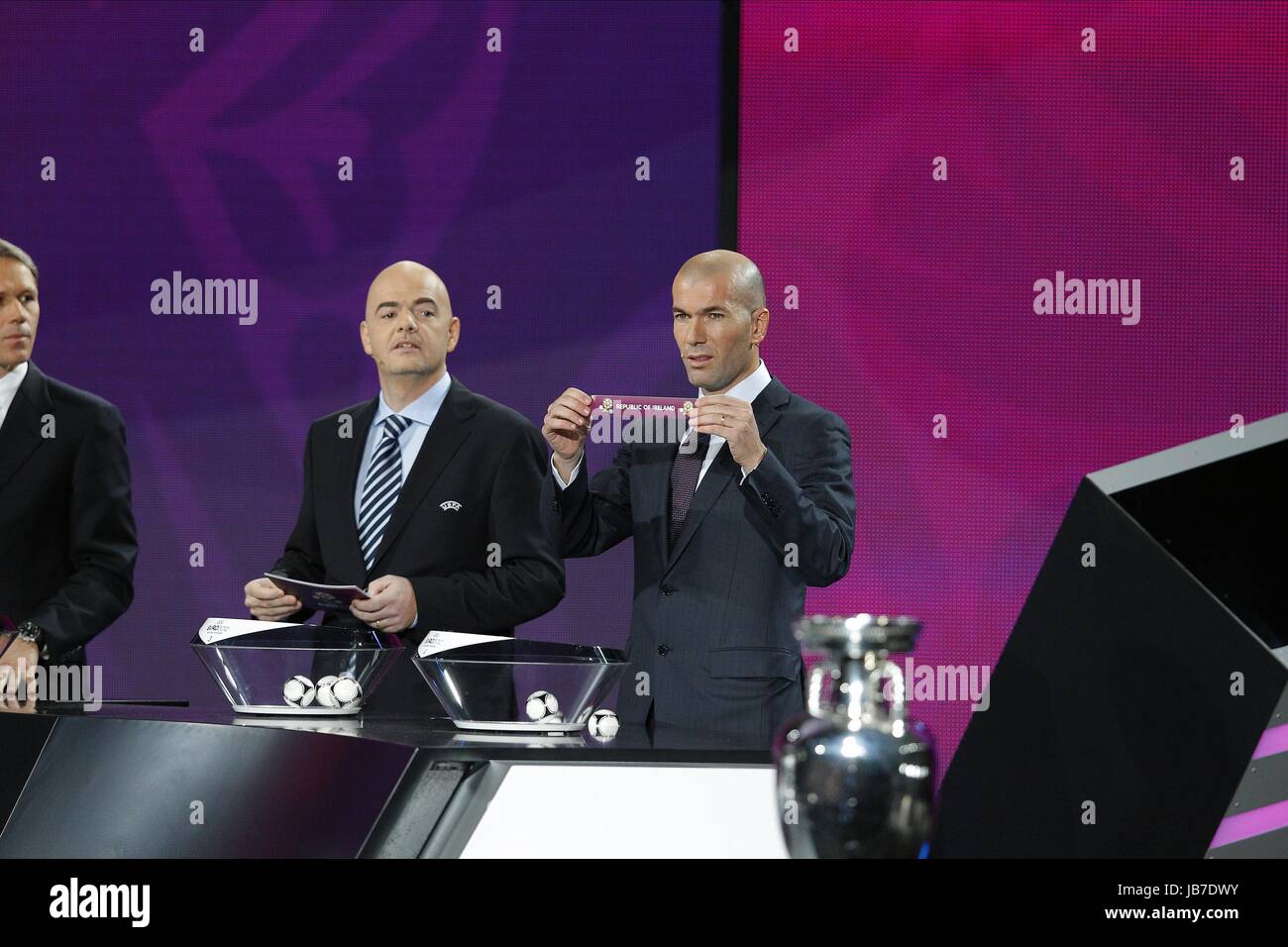 ZIDANE & REPUBLIC OF IRELAND N UEFA EURO 2012 FINAL DRAW PALACE OF ARTS